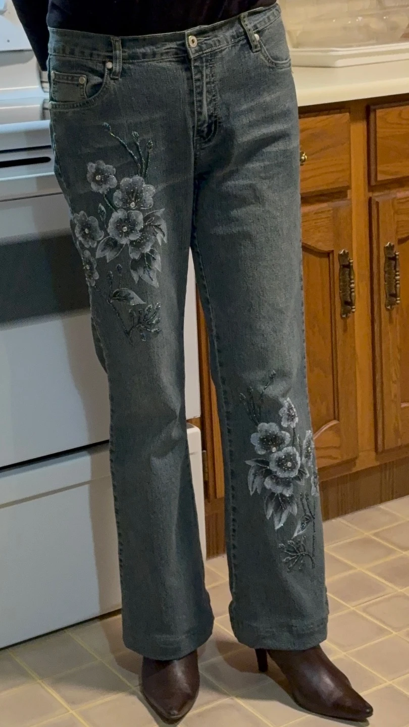 Women's Embellished Flare Jeans - photo 2