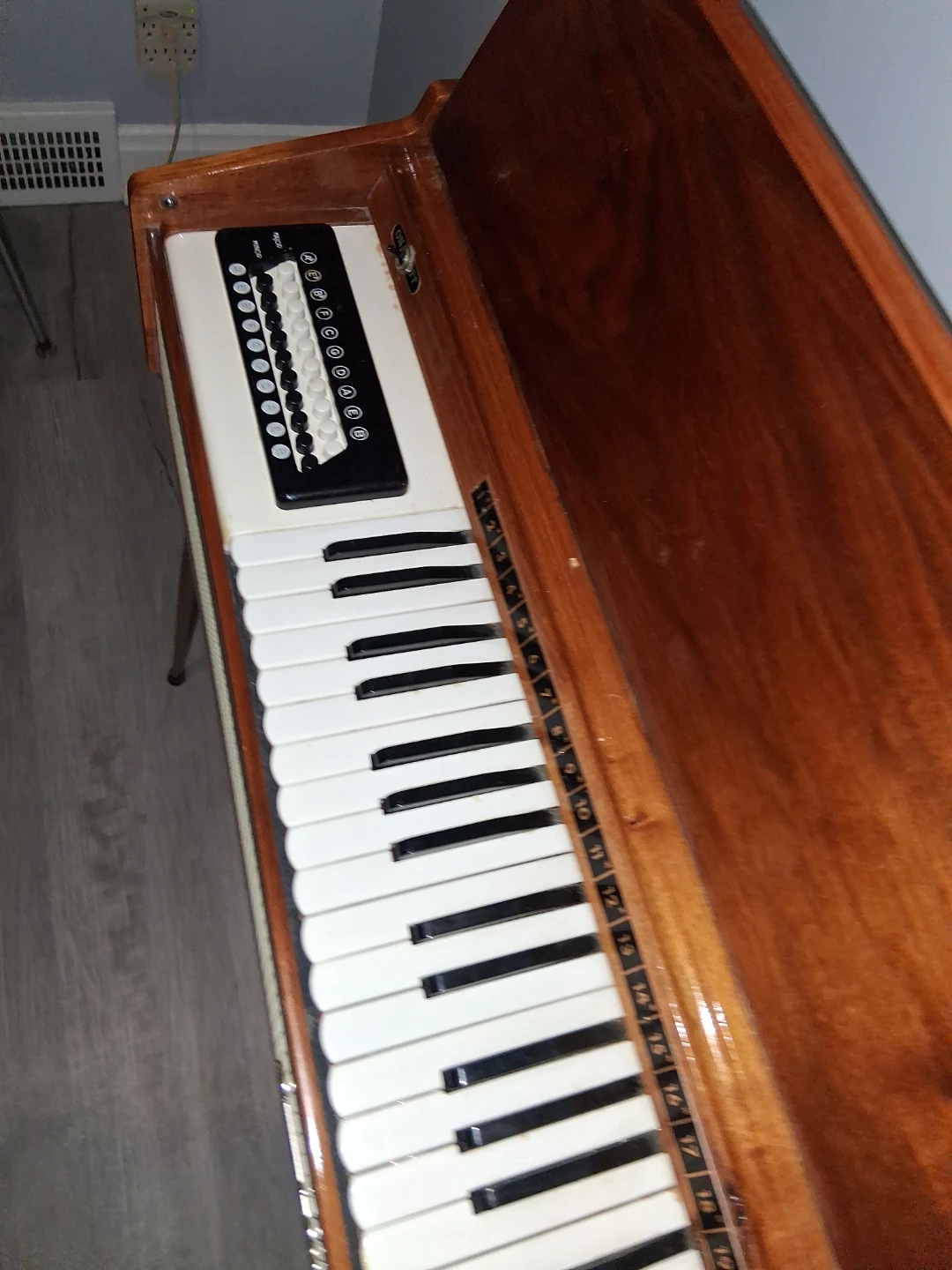 Frontalini italian 1950s Electric Keyboard - photo 3