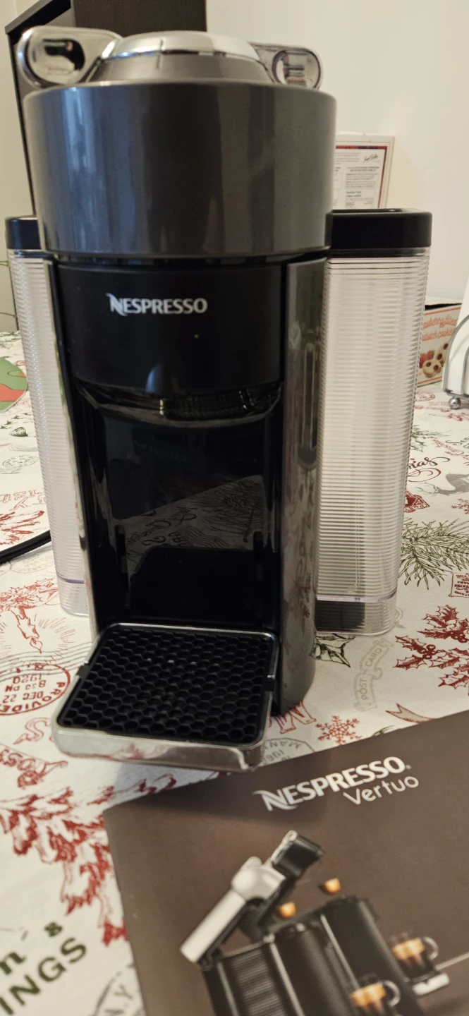 Nespresso Vertuo Coffee Machine - photo 2