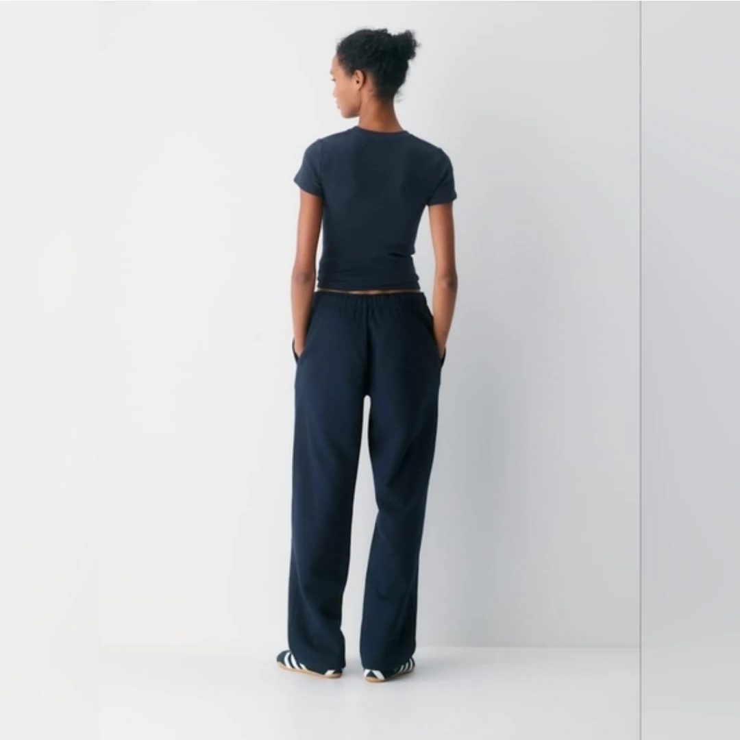 Aritzia mega sweatpant | size xs short - photo 2