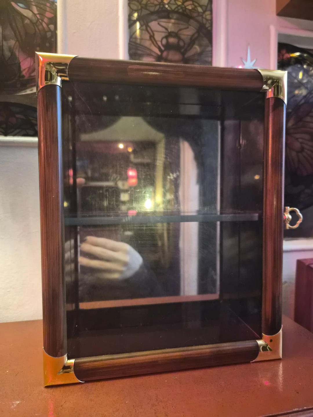 Mini curio cabinet - photo 3
