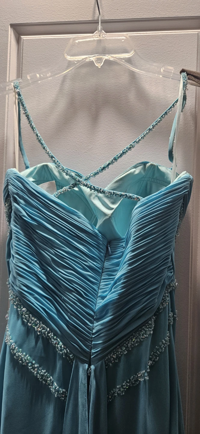 Blue Beaded Formal Dress - photo 4