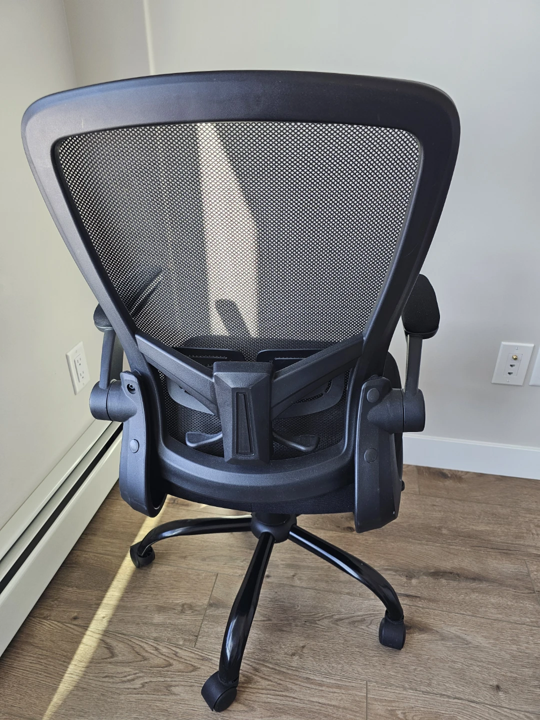 Never used , like new Adjustable office chair for sale! - photo 4