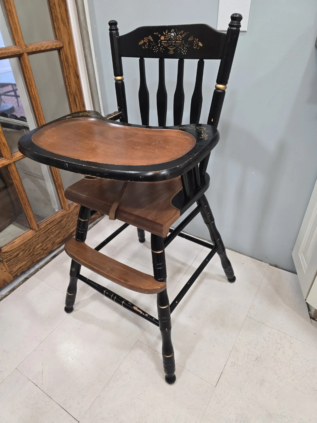 Vintage Wooden High Chair with Tray - photo 2