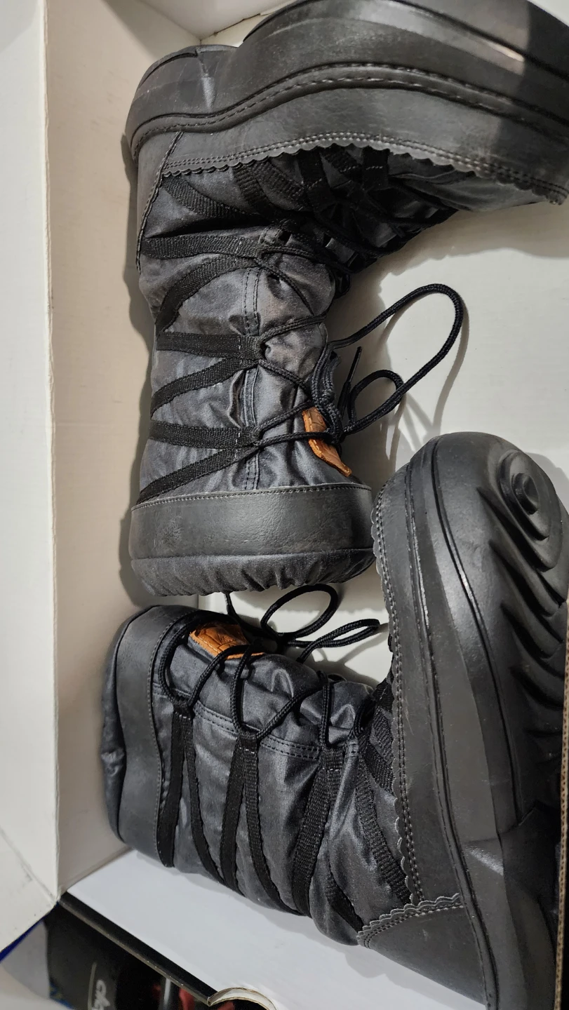 Artica Waterproof Winter Boots - Size 7 - photo 2
