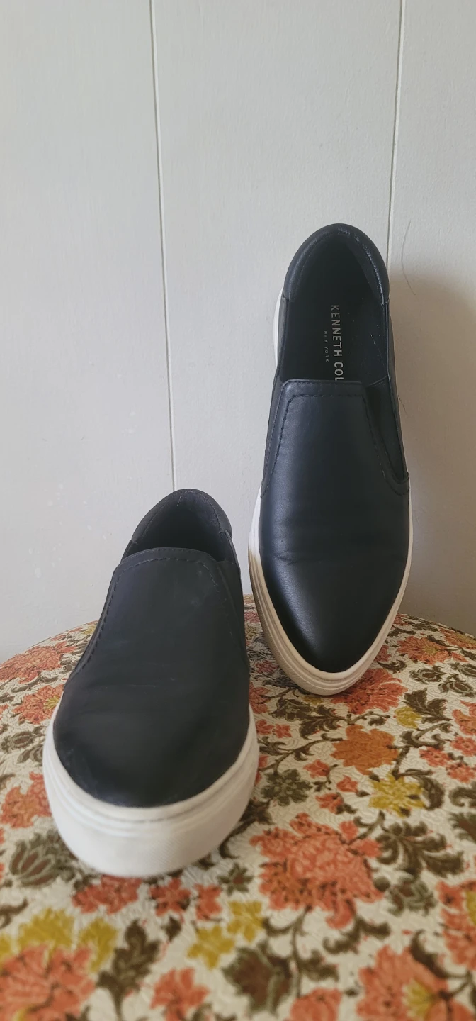 Kenneth Cole Black Slip-On Sneakers - photo 3