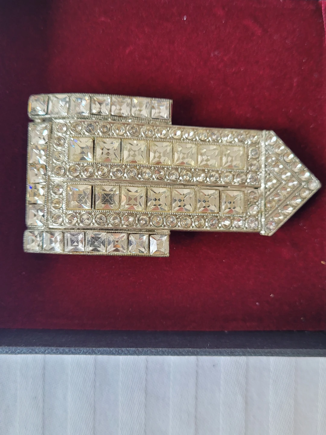 Vintage Rhinestone Art Deco clip