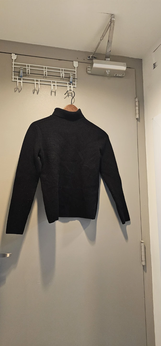 Rabbit Milk Black Turtleneck Sweater Size M