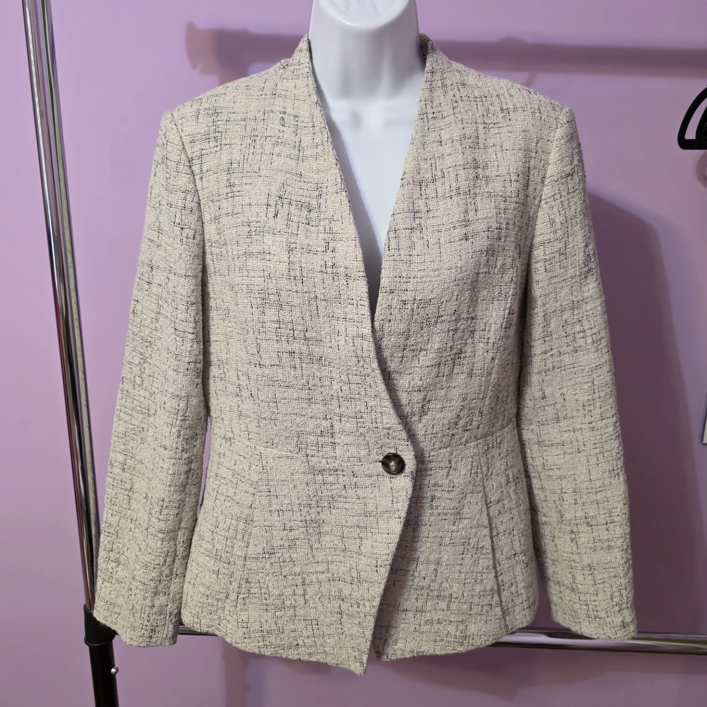 Donna Karan New York Blazer size 8