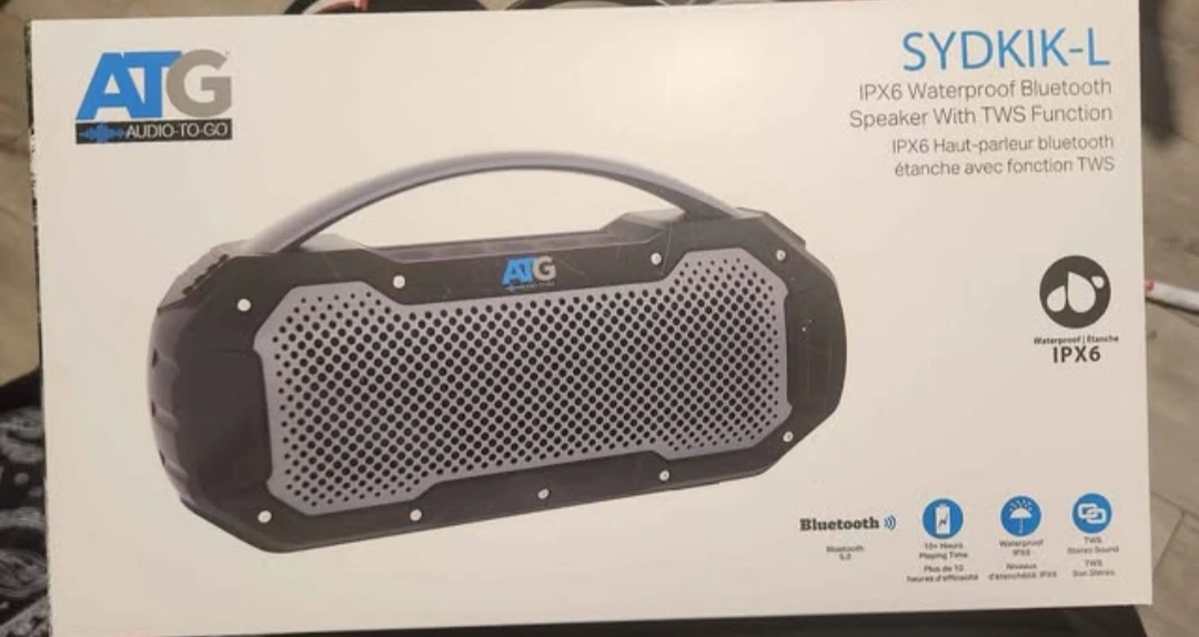 Bluetooth speaker LOUD!! BRAND NEW!! - photo 3