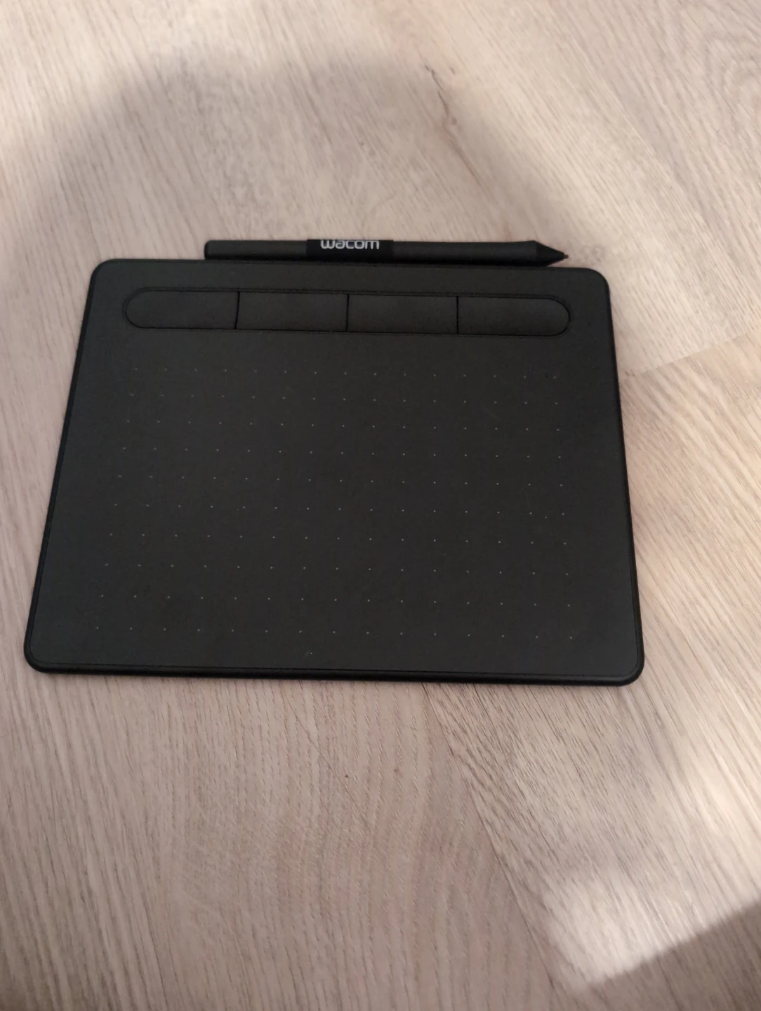 Wacom Intuos Graphics Drawing Tablet