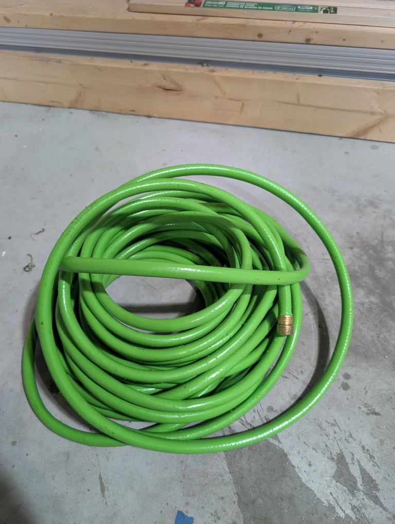 Green and black Garden Hose - photo 5