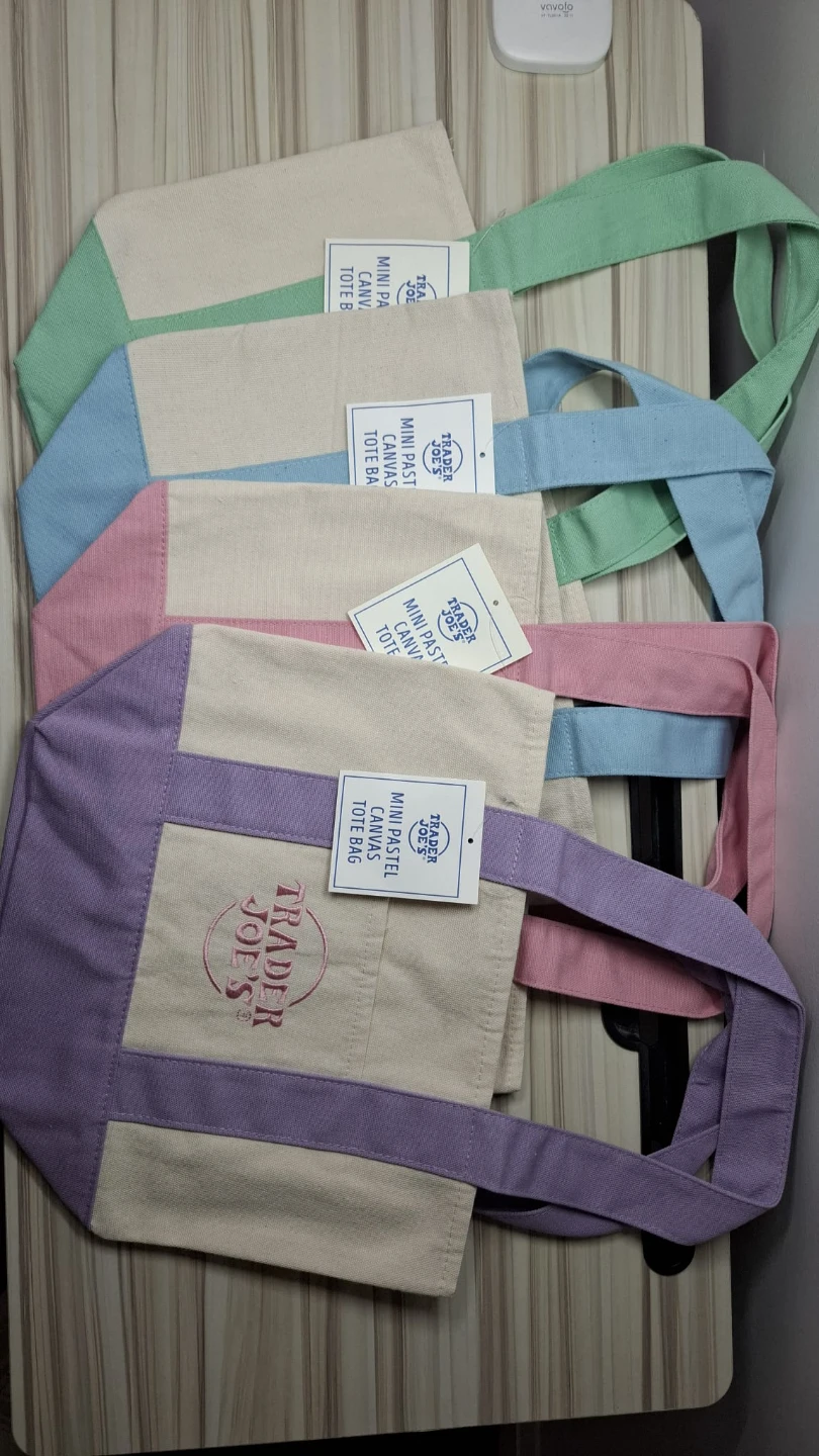 Trader Joe's mini tote bags 🩷🩵💜💚