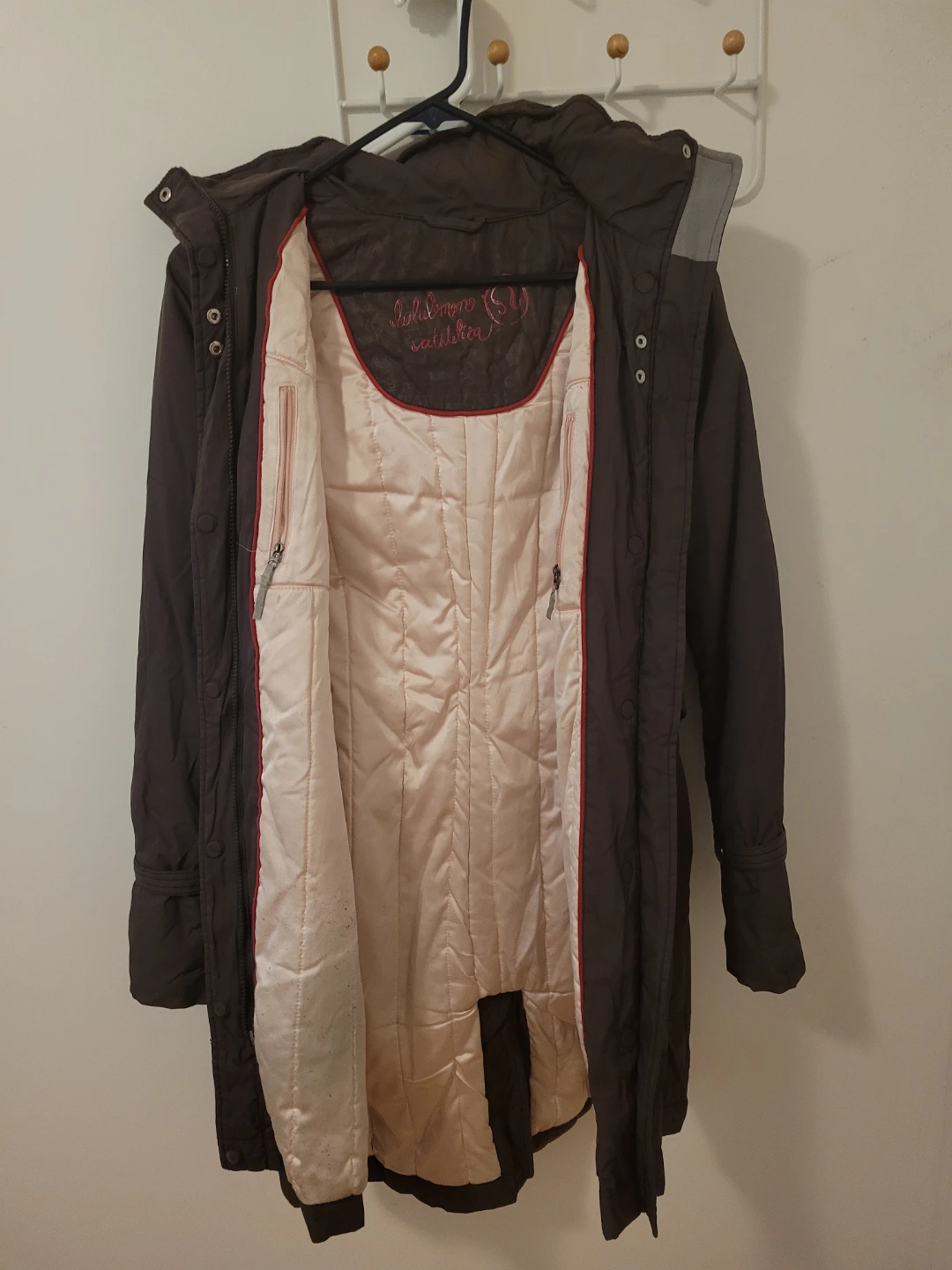 Lululemon Women's Winter Coat - photo 3