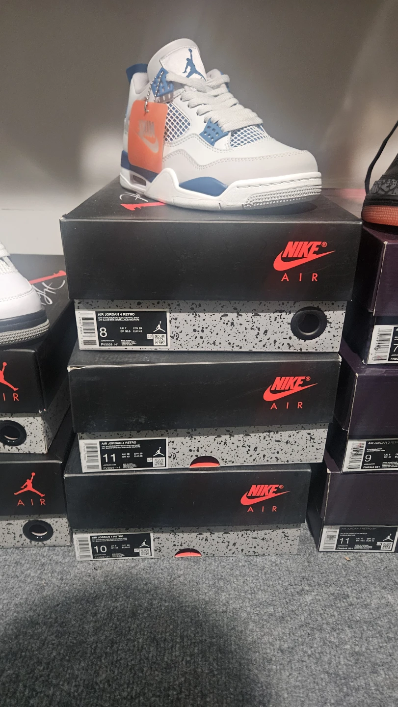 Nike Air Jordan Retro Sneakers - photo 2