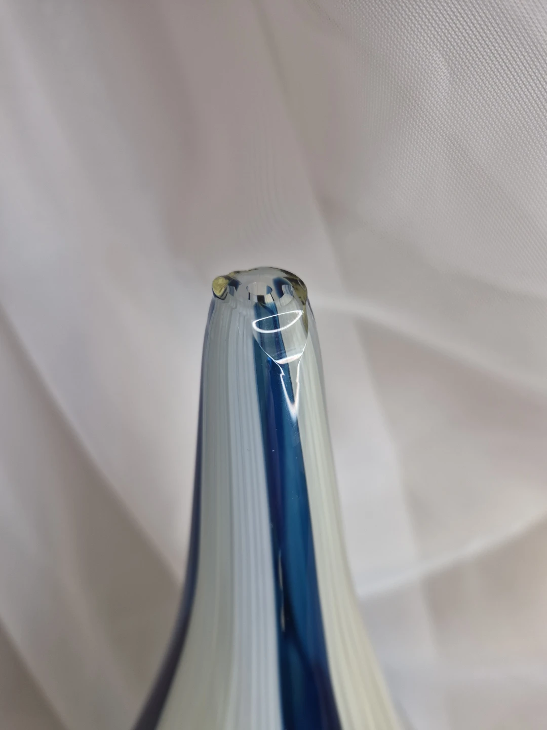 Beautiful 18" Tall Hand Made Studio Art Swirl Glass Stem Vase - photo 2