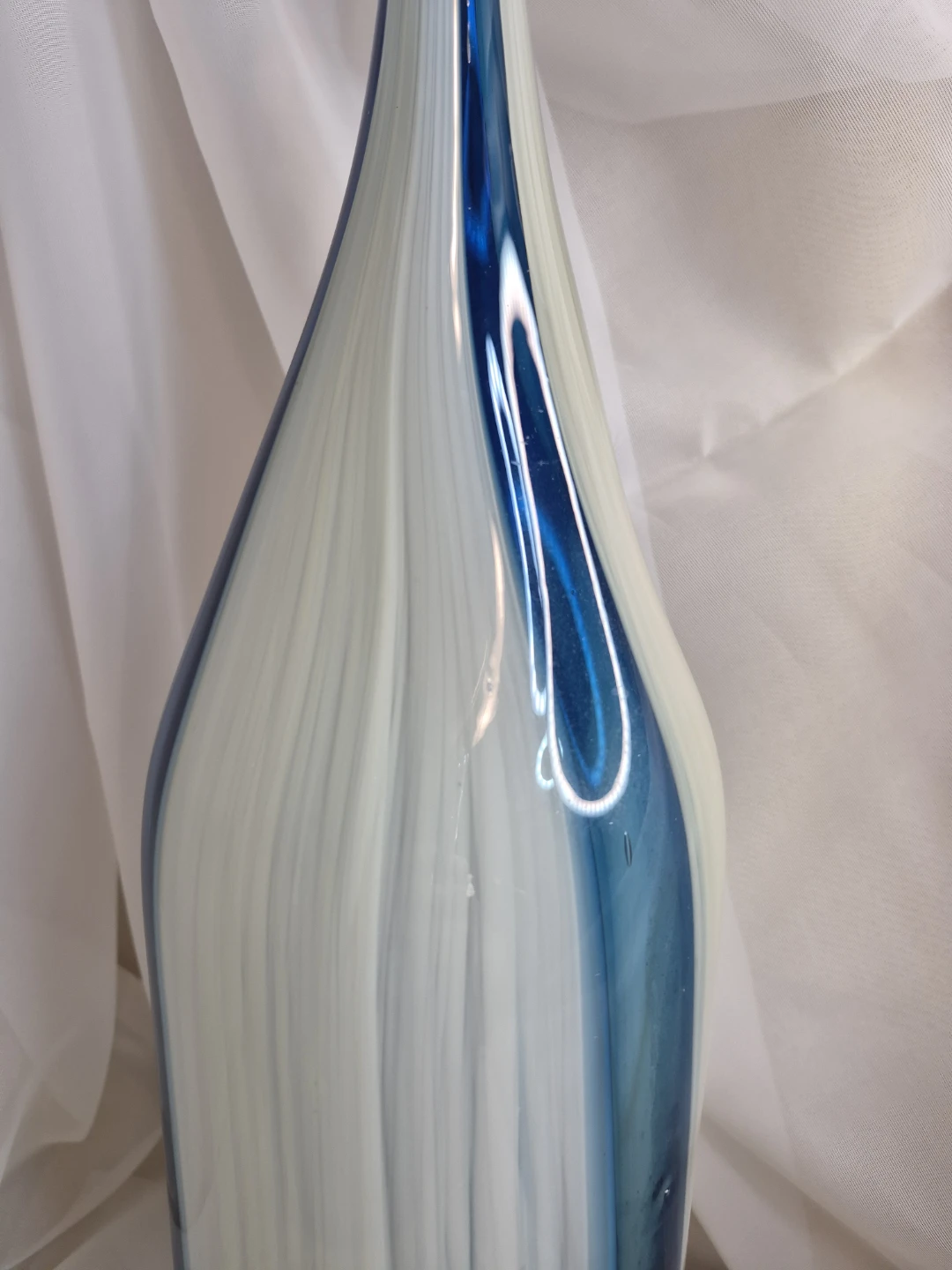 Beautiful 18" Tall Hand Made Studio Art Swirl Glass Stem Vase - photo 3