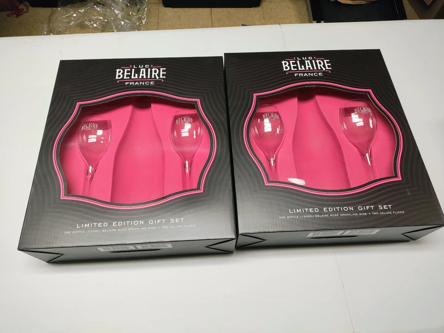 4 Luc Belaire France Limited Edition Flutes - photo 2