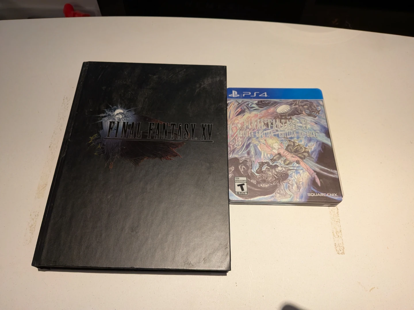Final Fantasy XV: Deluxe  Edition- PS4 & Guide - photo 2