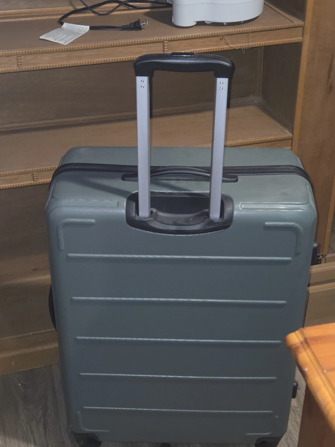 Green Hardshell Spinner Suitcase - photo 2