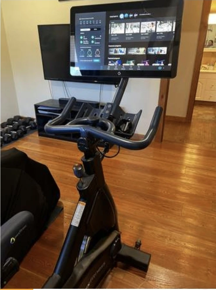BODi MYXfitness Stationary Bike with Screen
