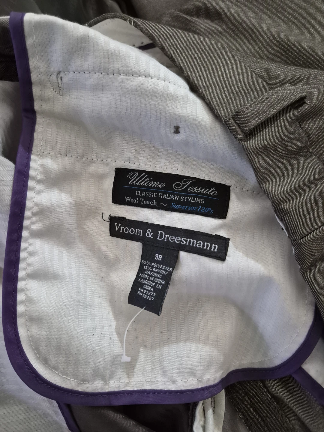 Vroom & Dreesmann Men's Grey Suit Jacket Size 44 - photo 2