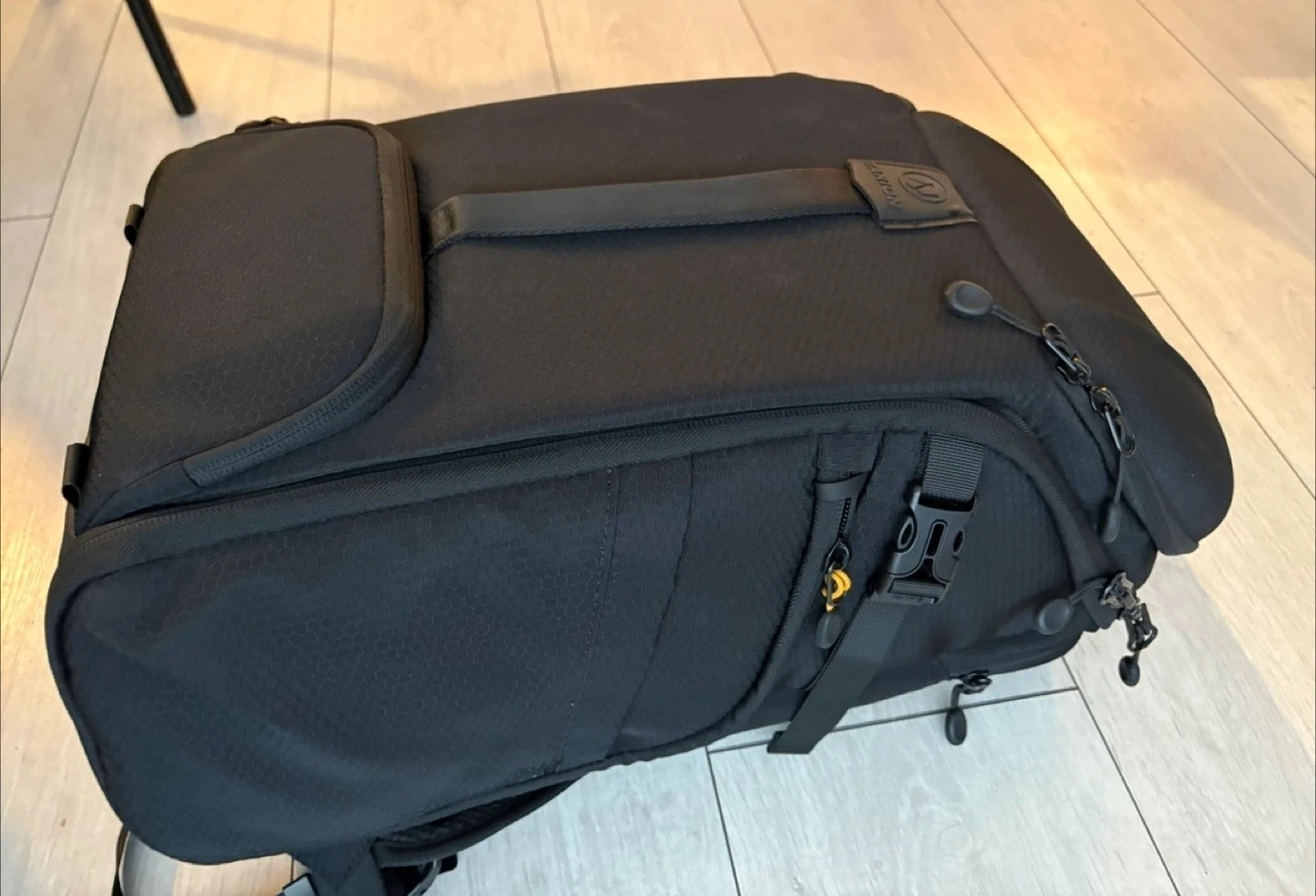 TARION HX-L 21L Camera Backpack (Black) - photo 4