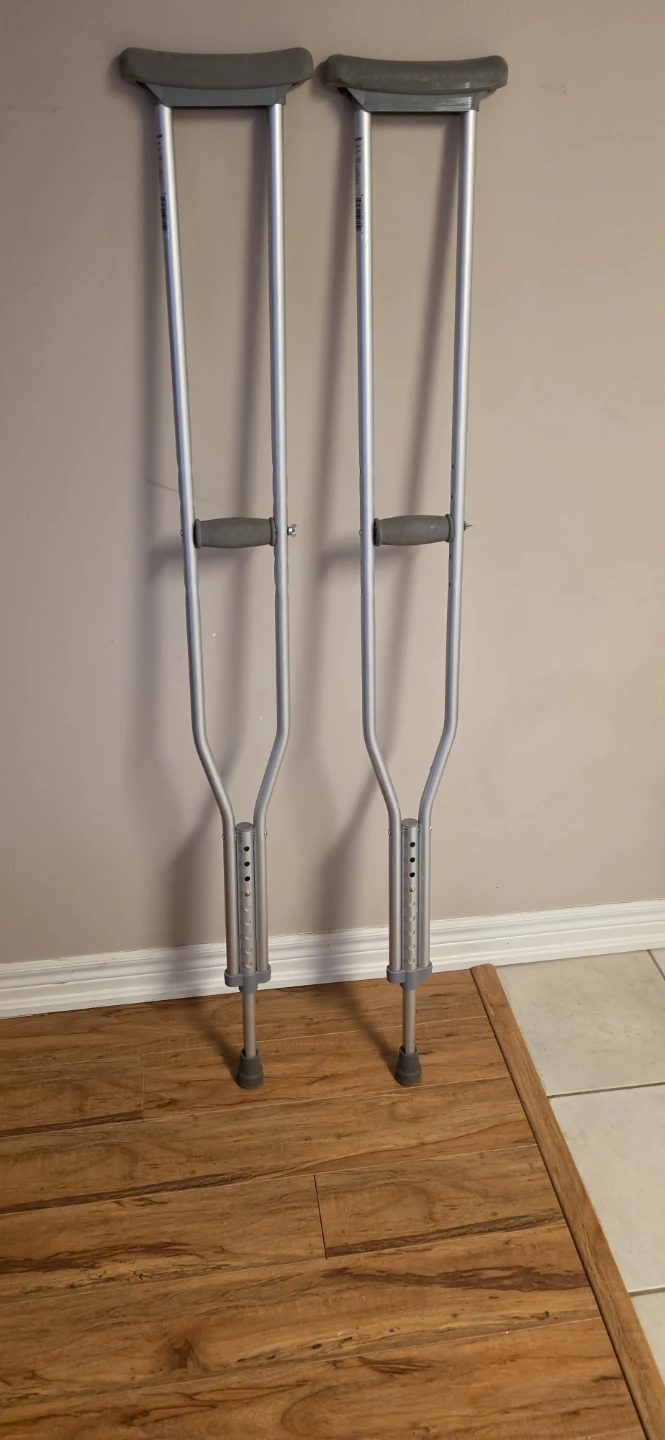 Guardian Aluminum Crutches