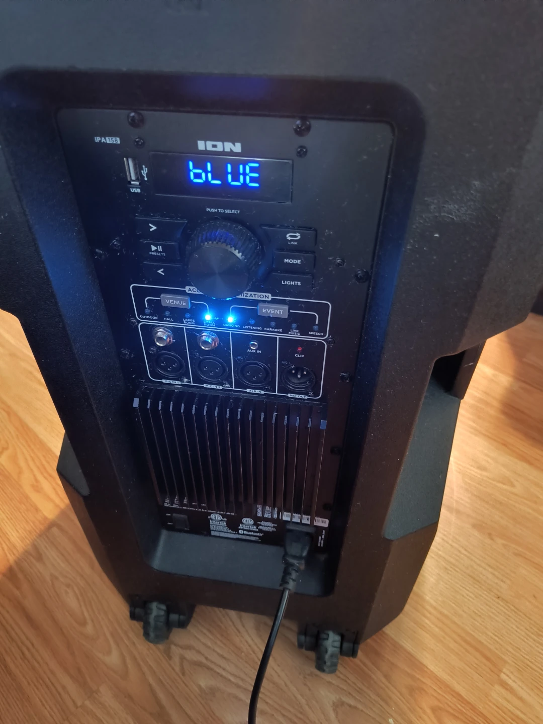 ION IPA88 Portable PA Speaker with Bluetooth 600 watts - photo 4