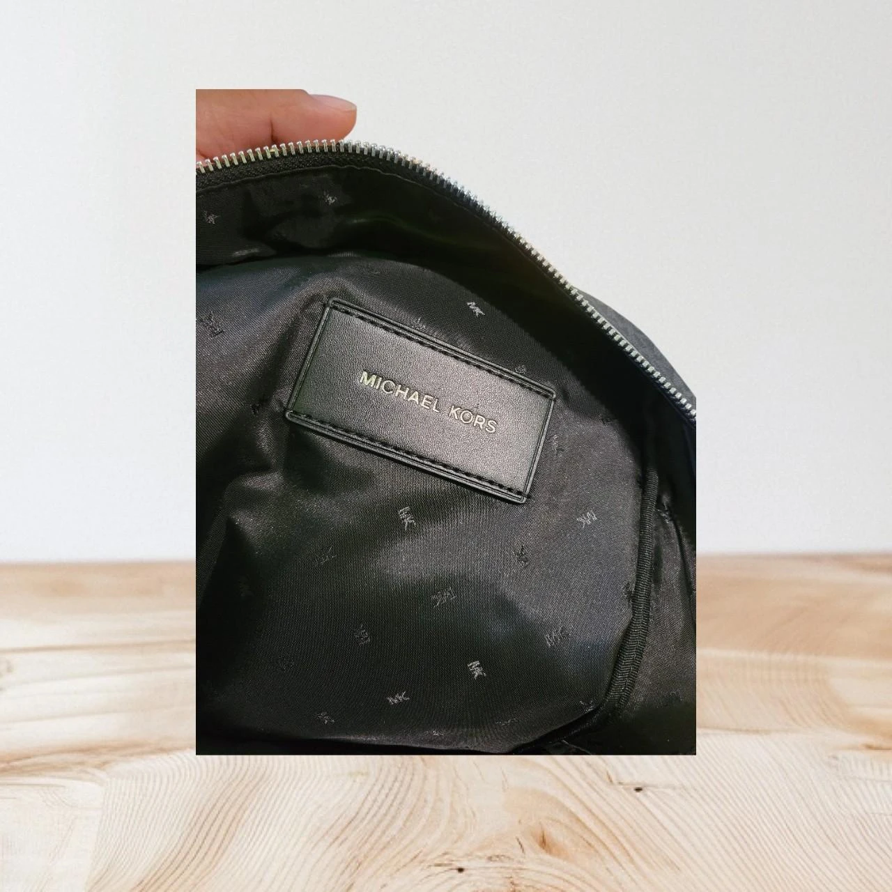Michael Kors Backpack Black Signature Stripe - photo 4