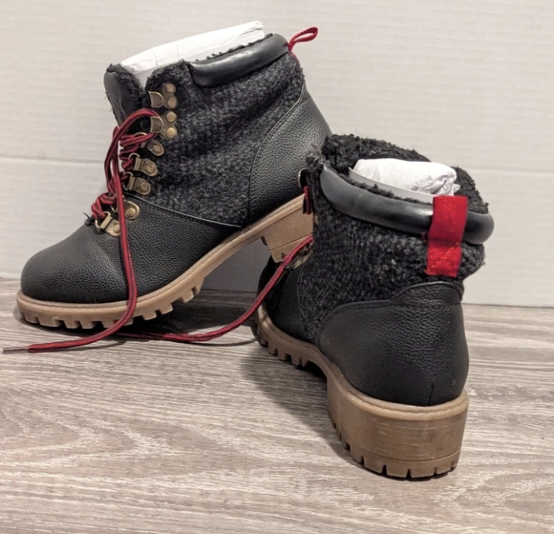 DLG | fleece lined laced short boot - photo 3