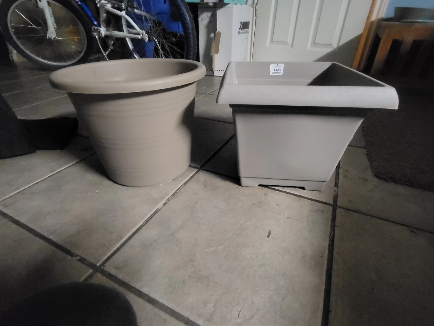 Set of 2 Taupe Planters