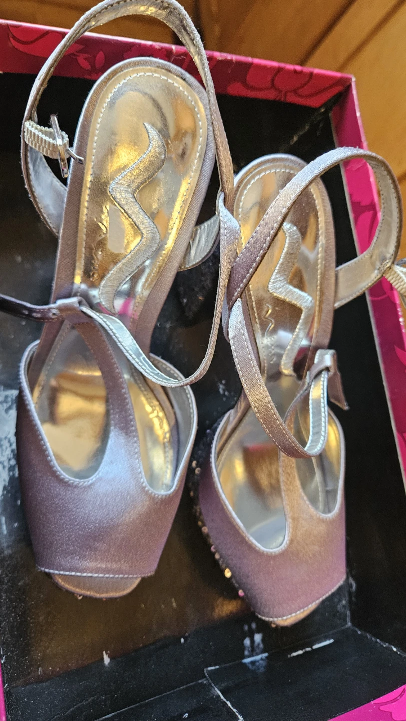 Nina Women's Sparkly Heels - Size 7.5 - photo 2