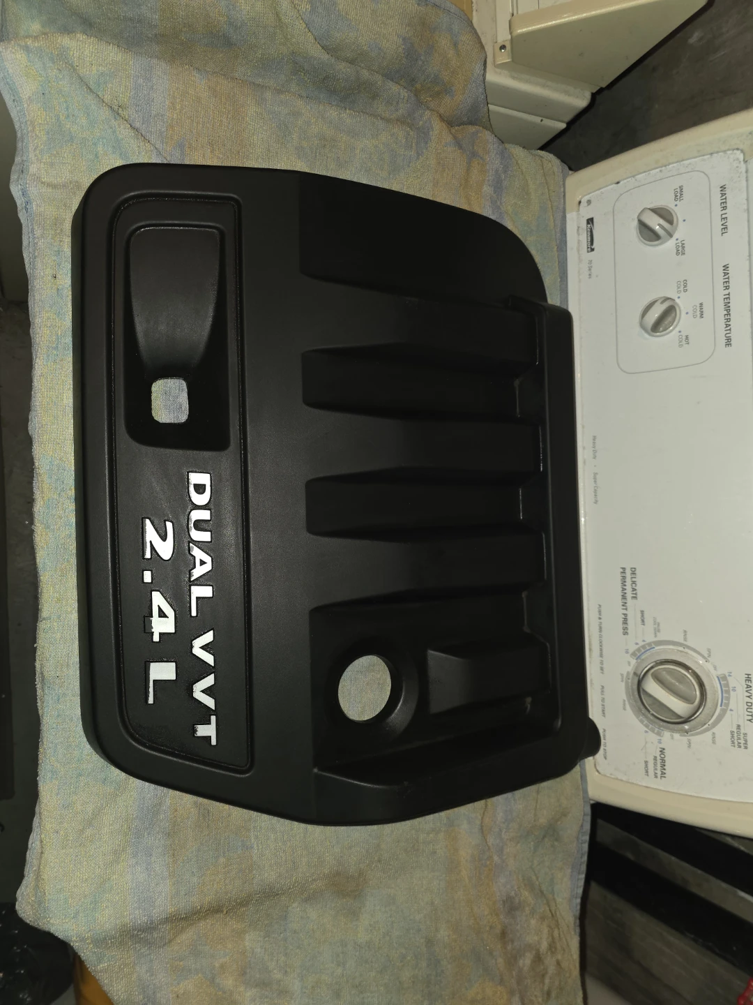 Dodge engine cover