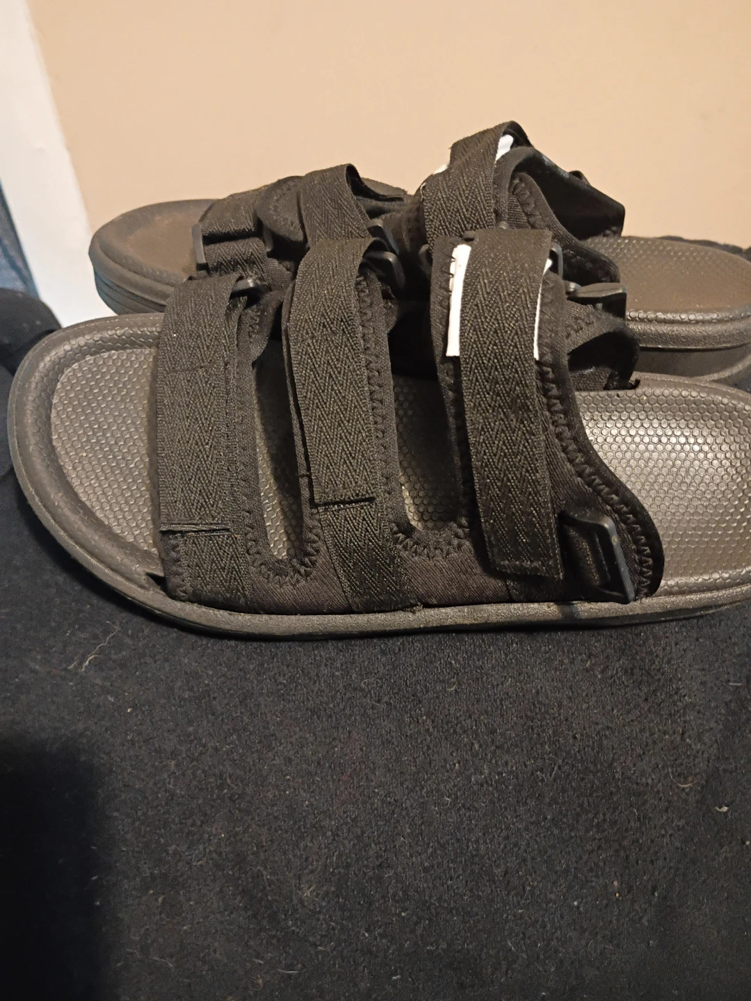 Black Adjustable Strap Sandals - photo 4