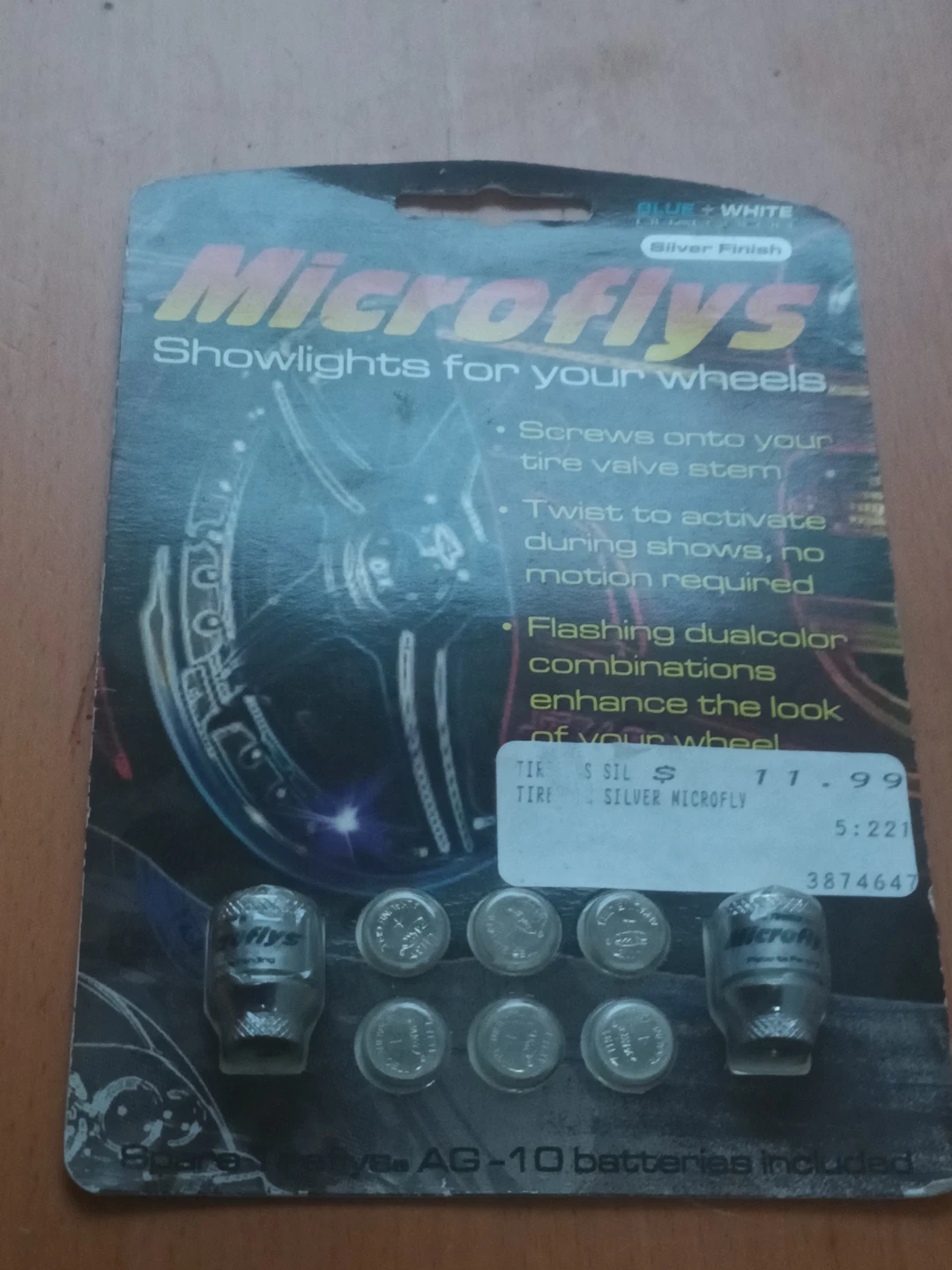 Microflys show lights
