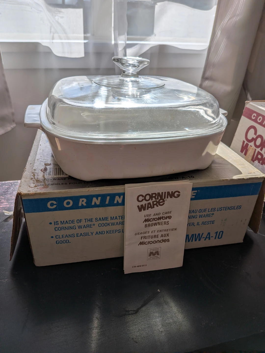 CorningWare Microwave Plus Covered Brownie Pan