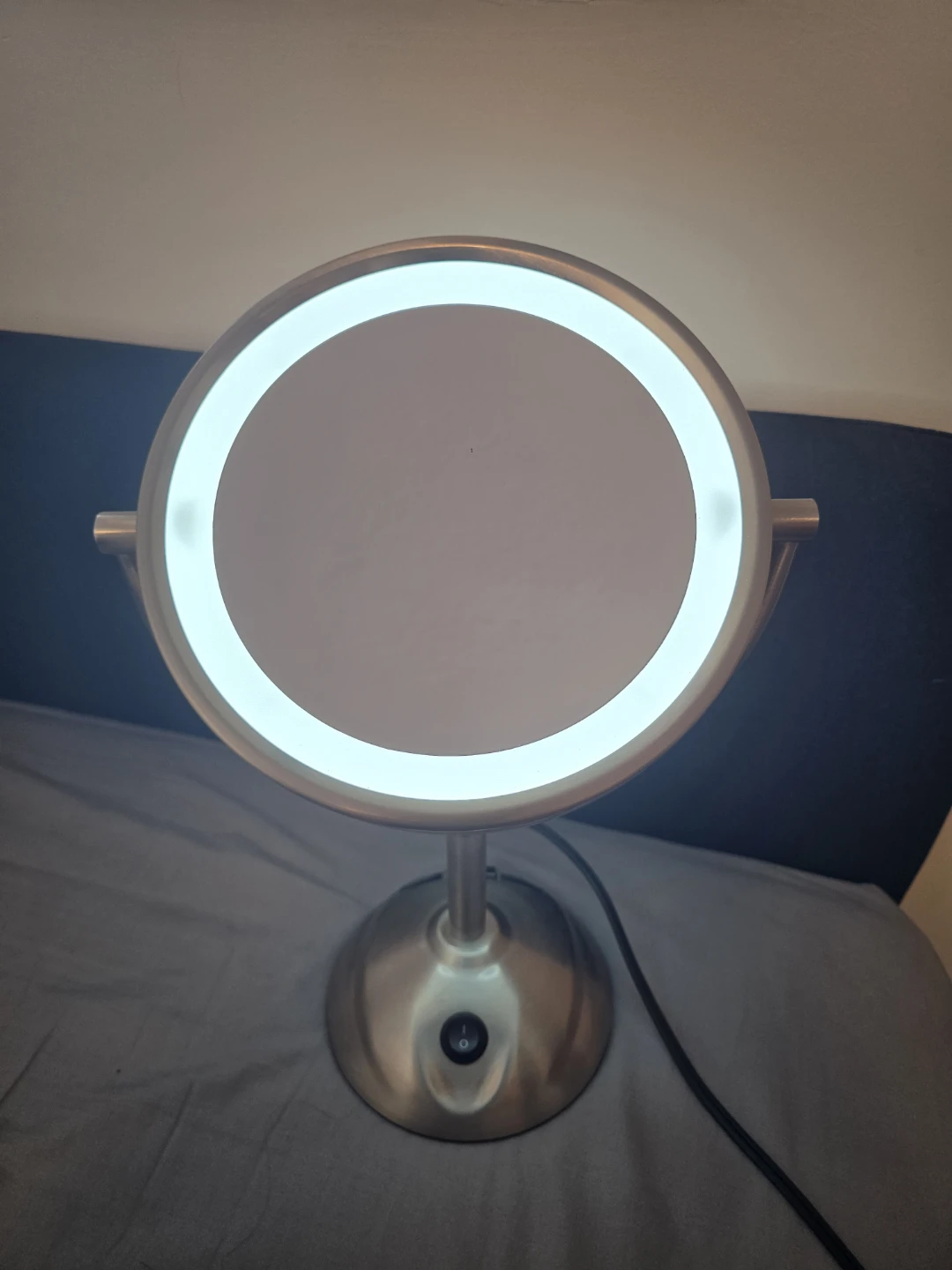 LED Makeup Mirror with Magnification