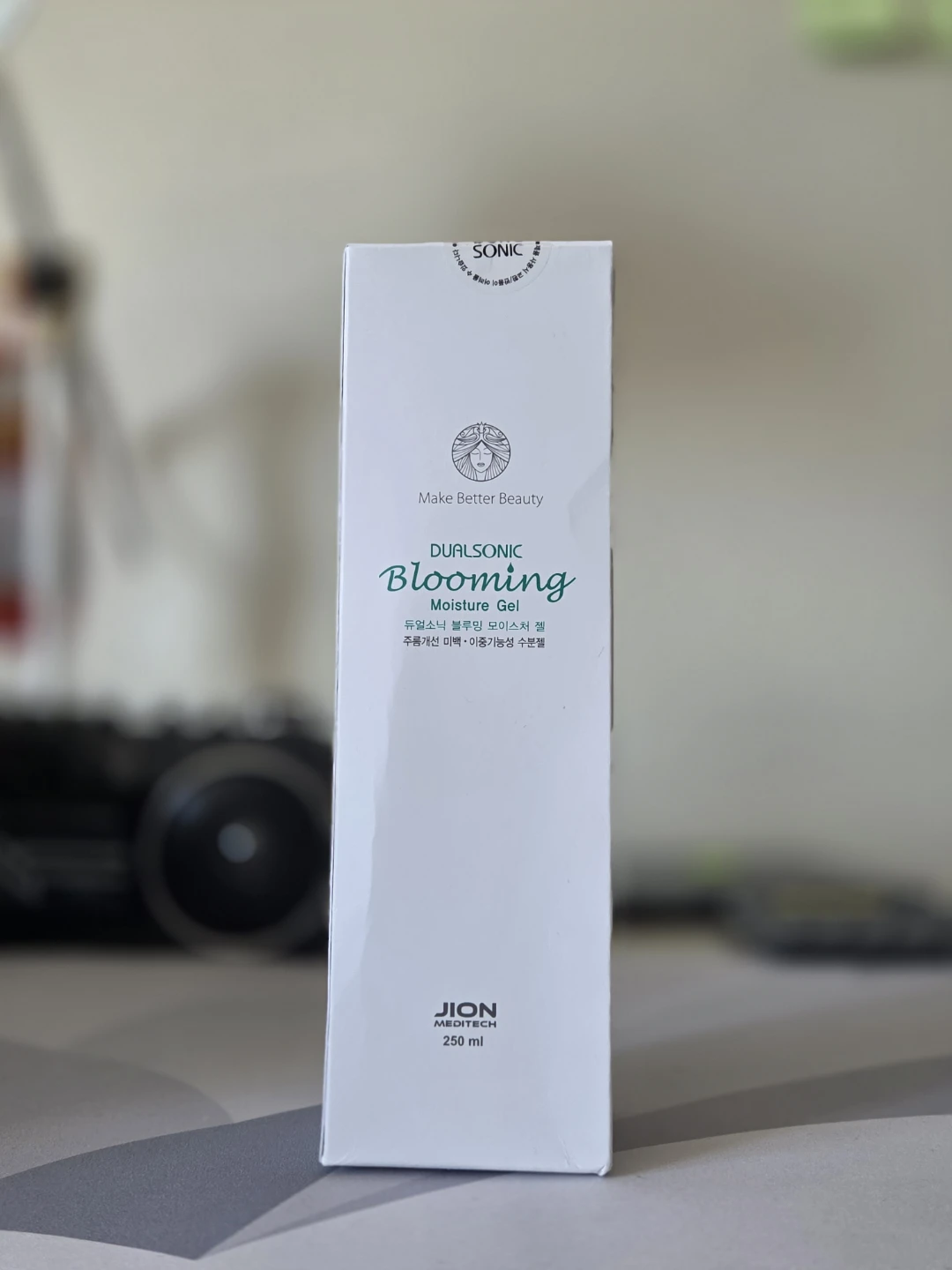 Make Better Beauty DUALSONIC Blooming Moisture Gel