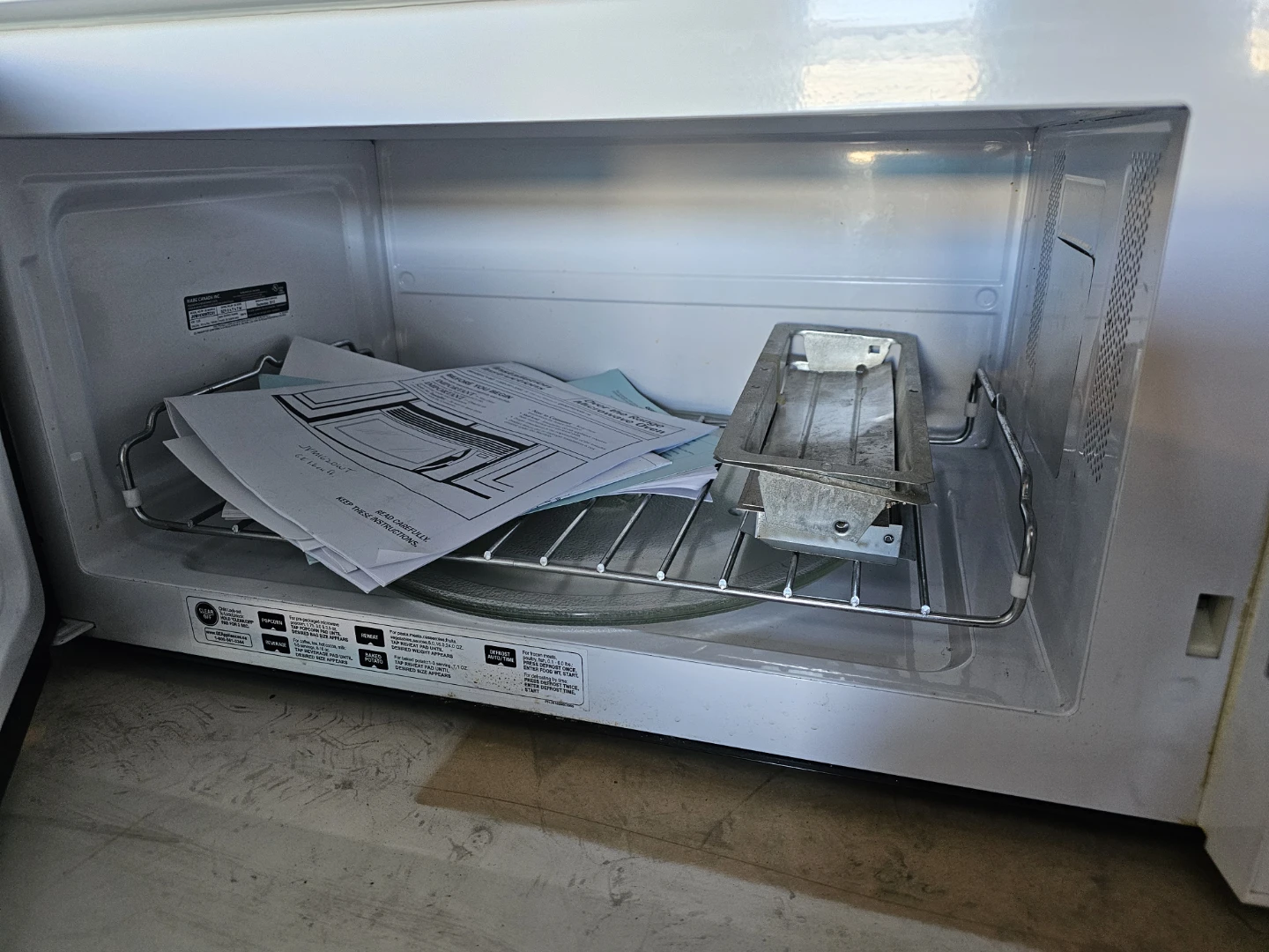 GE Microwave - White - photo 3
