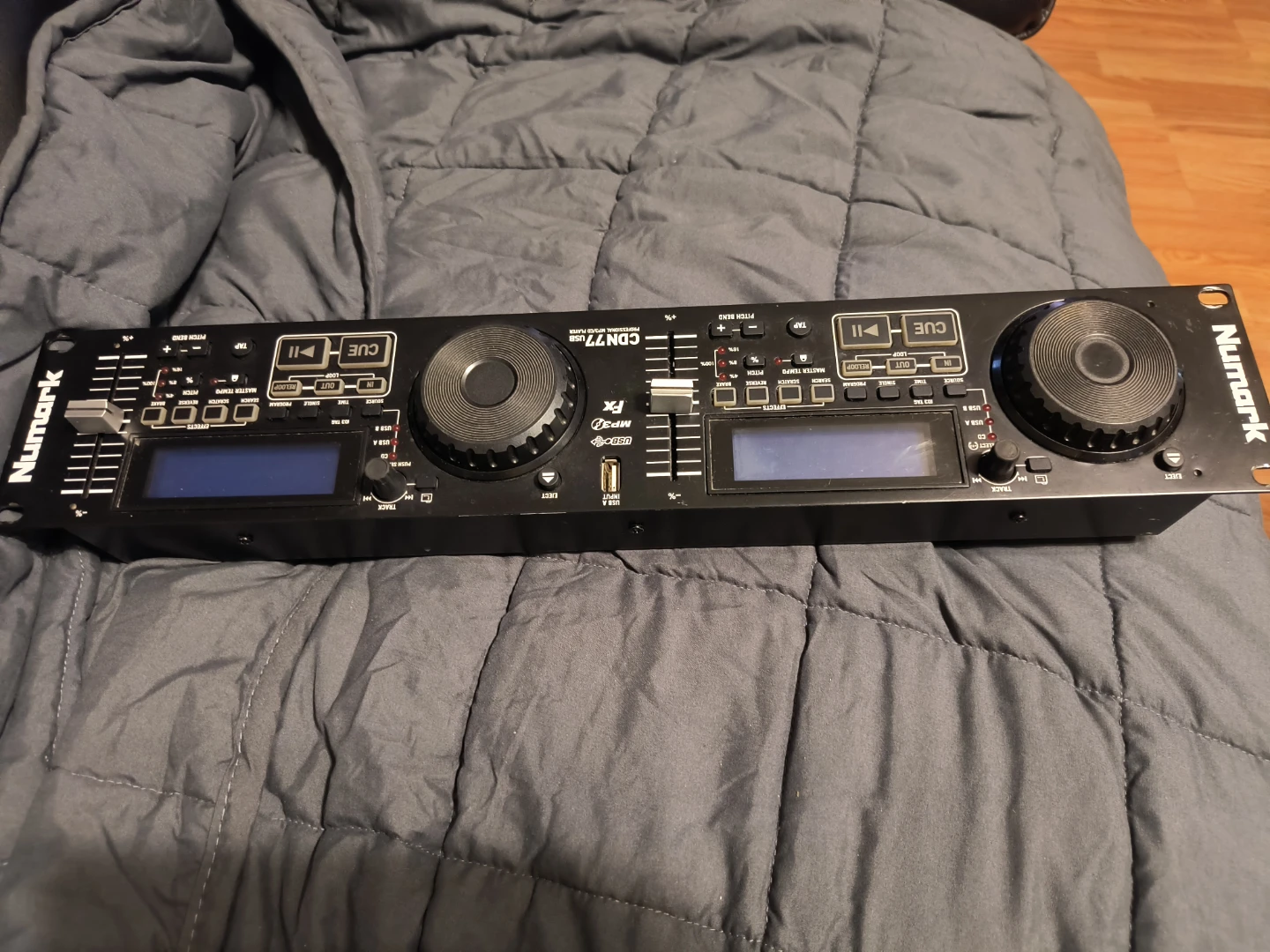 Numark CDN77USB Professional MP3 CD Player - photo 3