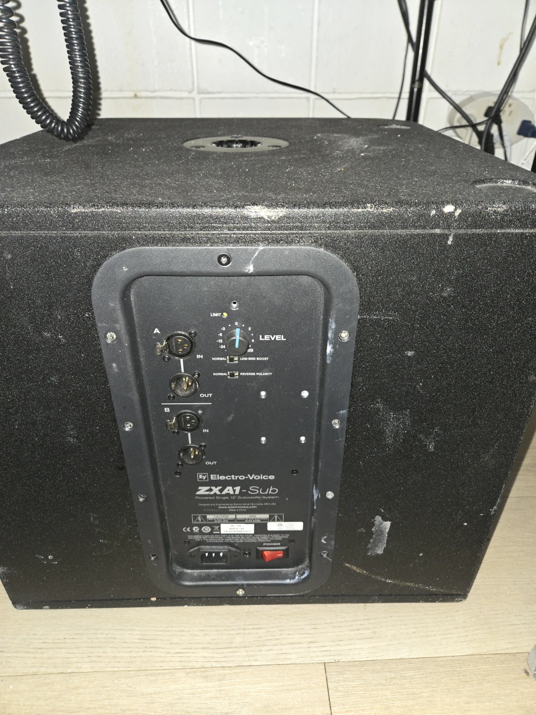 Electro-Voice ELX 118P Powered Subwoofer - photo 2