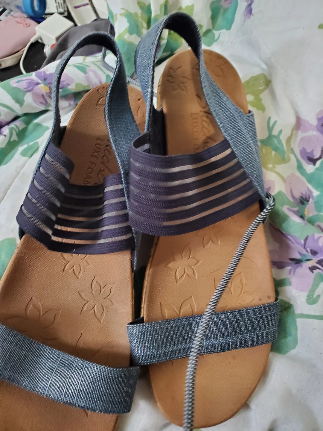 Skechers Women's Navy Wedge Sandals Size US 11
