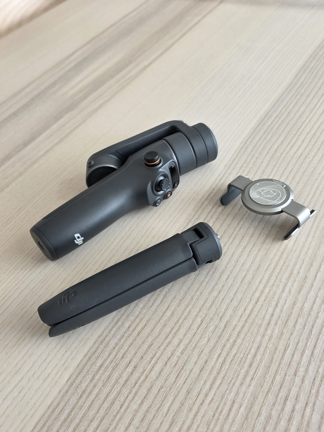 DJI Osmo Mobile 6 - Smartphone Gimbal Stabilizer ( - photo 2
