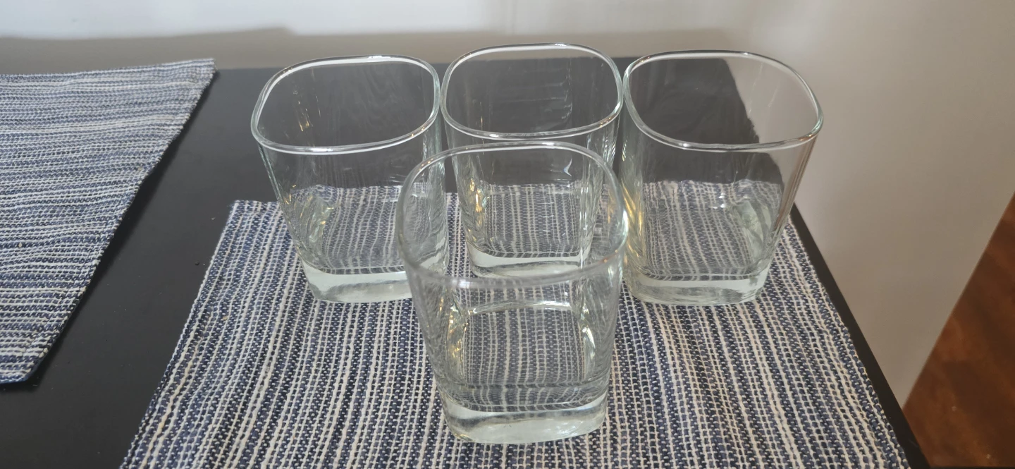 Set of 4 Clear Glass Tumblers - photo 3