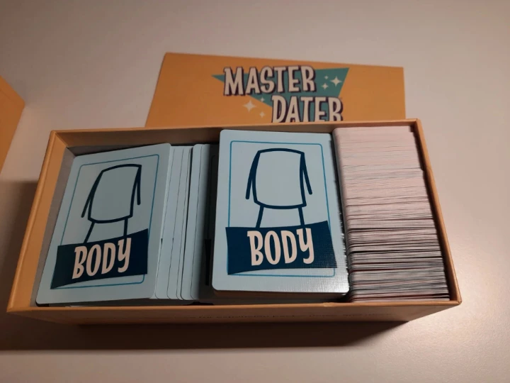 Master Dater Card Game by Cyanide & Happiness - photo 3