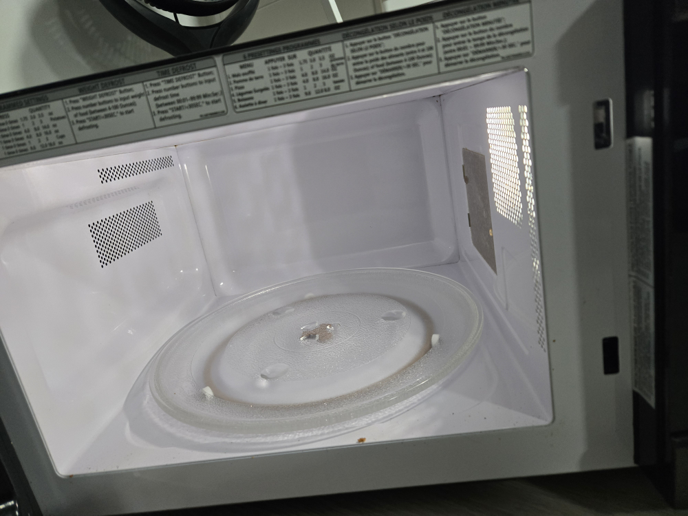 Insignia Black Microwave Oven - photo 3