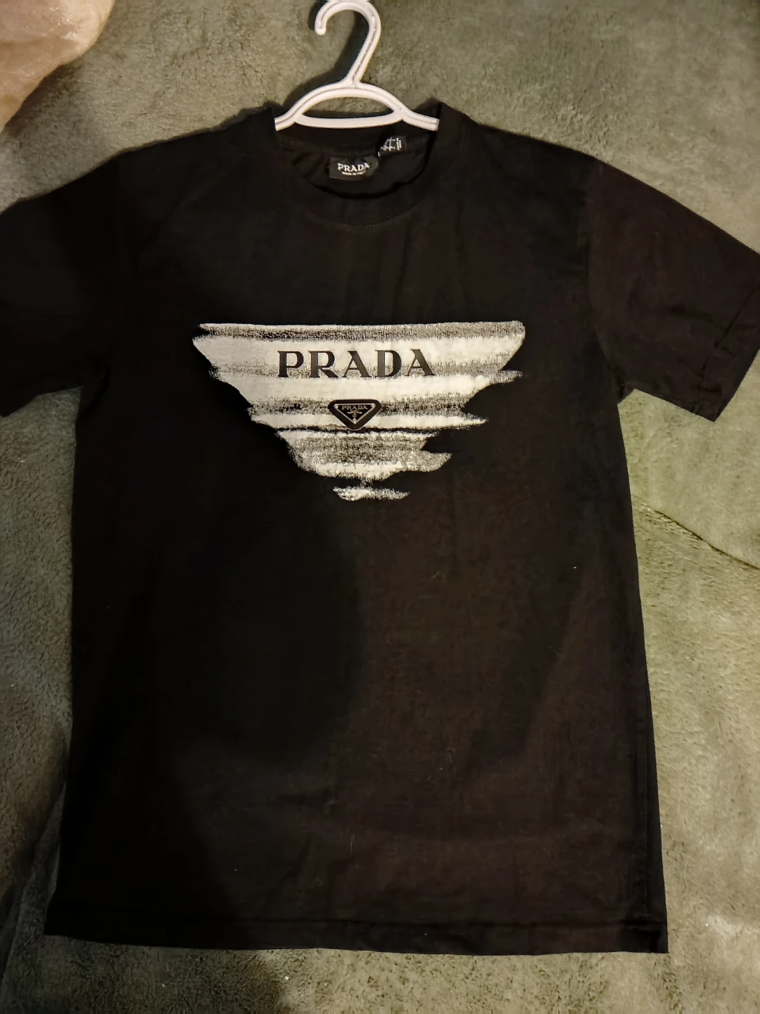 Prada T-Shirt - Size L/TG