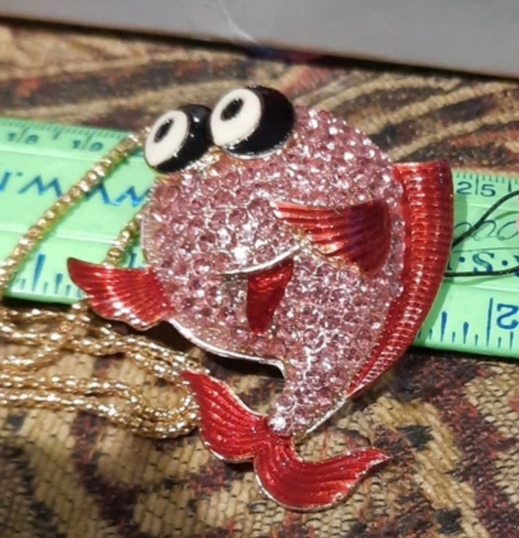 Gold "Dory" NEMO Fish pin pendant 28" necklace NWT