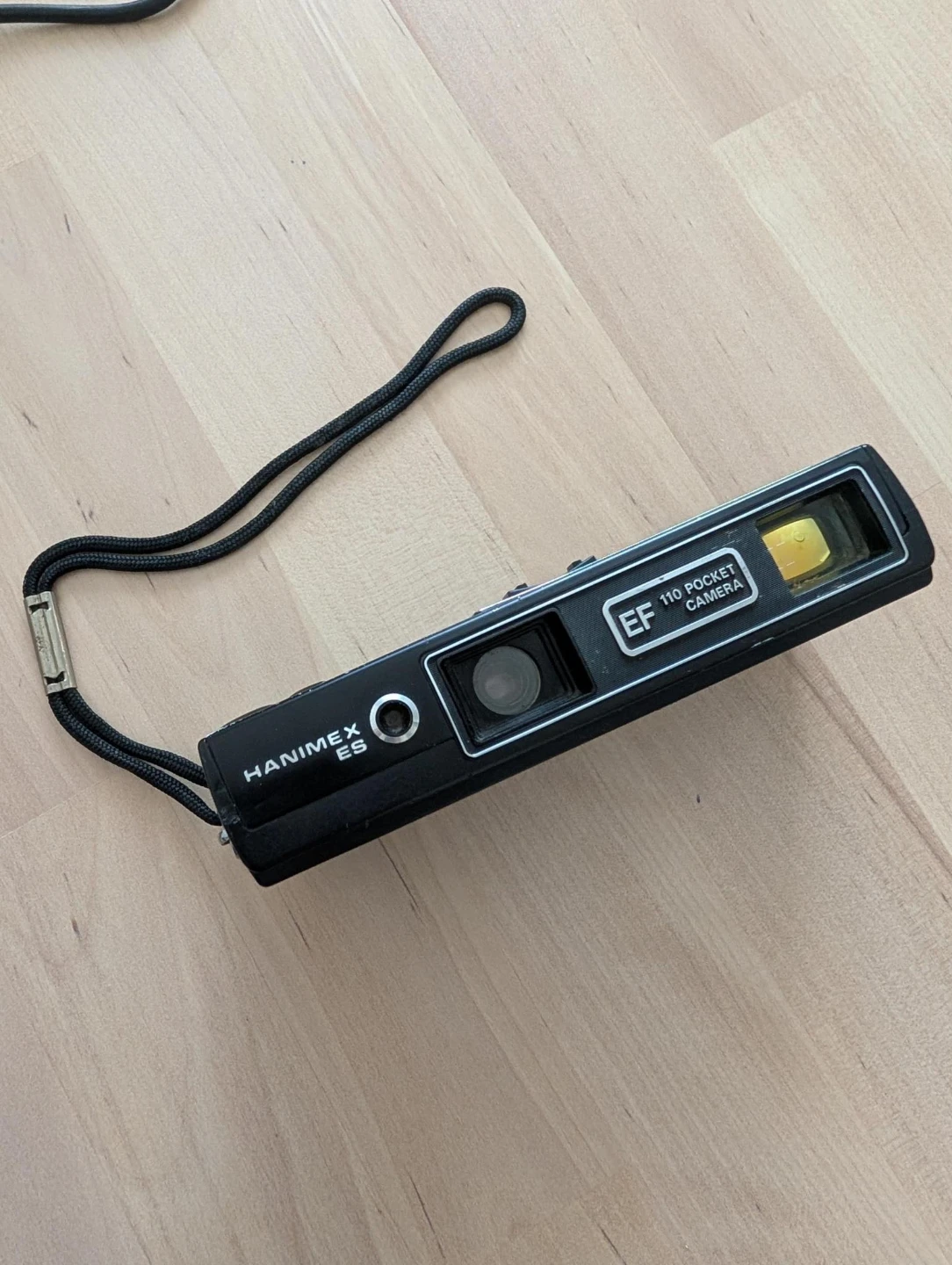 Hanimex EF 110 Pocket Camera with Integrated Flash - photo 3